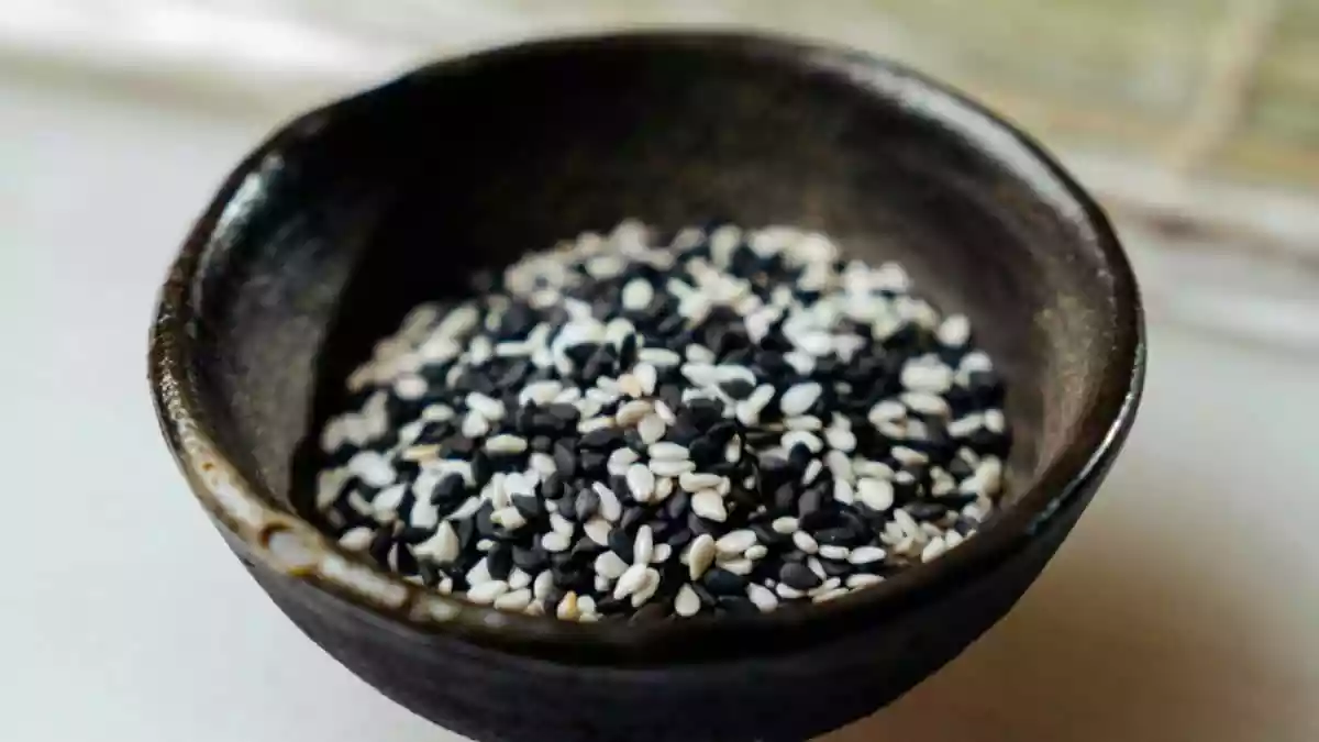 A Simple Recipe To Prepare South Korea Black Sesame Latte