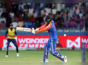 Abhishek Sharma smashes 148 runs in 52 balls in domestic T20 clash