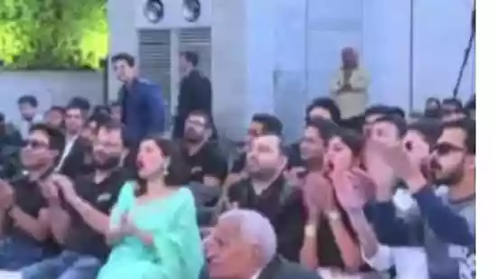 Alakh Pandey's wife Shivani Dubey cheers for him at PhysicsWallah IPO listing