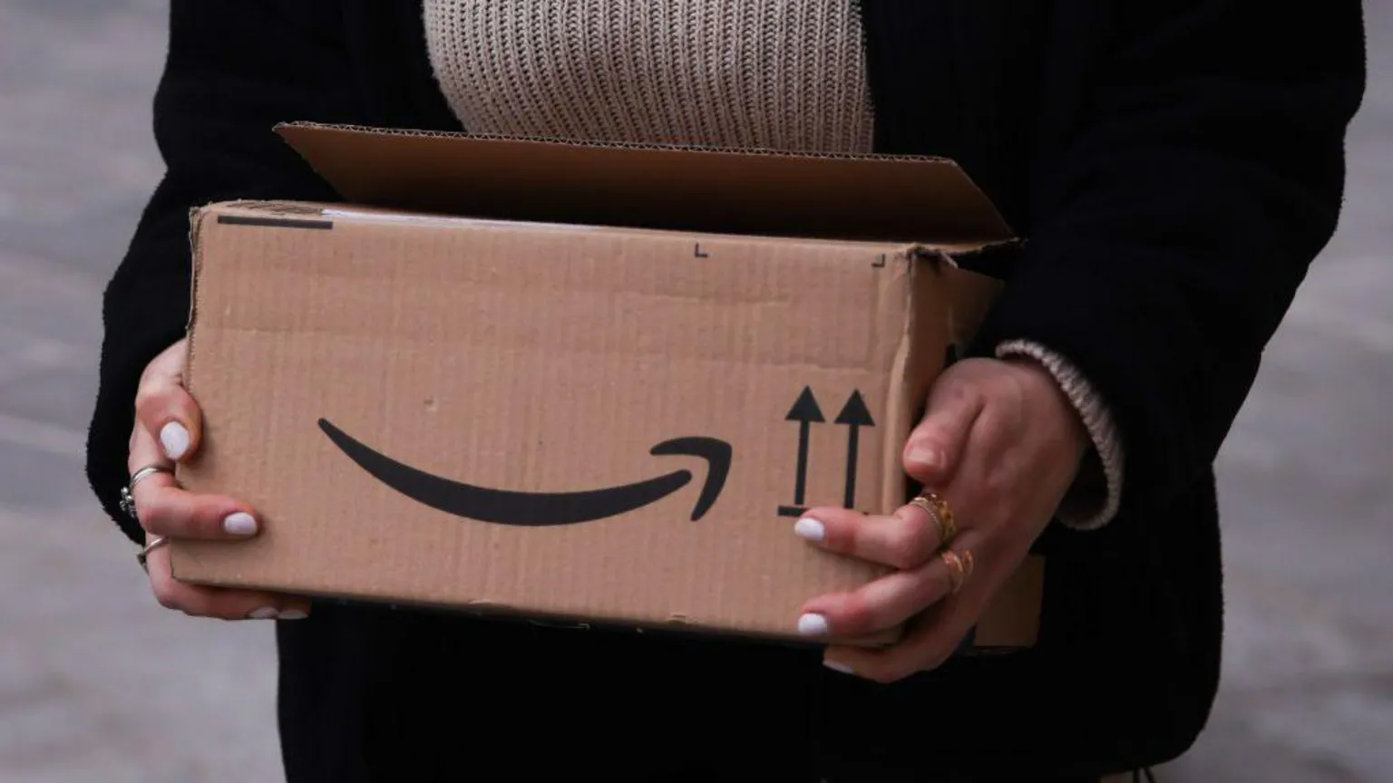 Amazon has agreed to pay $2.5bn (£1.9bn) to resolve claims brought by the US government that it tricked millions of people into enrolling as Prime members and made it difficult to cancel. A total of $1.5bn will go to refunds for customers that were duped into signing up for the service, according to the proposed settlement announced by Federal Trade Commission (FTC).
