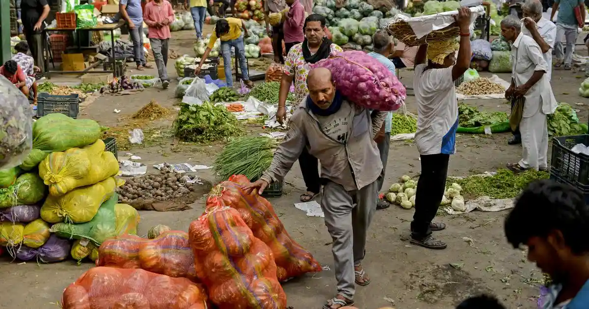 Amid hunger and poor nutrition