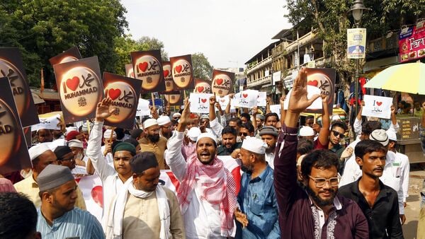Amid the ongoing row over “I Love Muhammad”, there were reports of stone pelting incidents in both Karnataka and Gujarat. In Gujarat's Gandhinagar district, members of a minority community allegedly damaged several shops and vehicles and hurled stones at a village following the post, police said on Thursday.