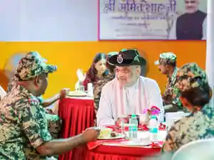 Amit Shah reviews border security grid in Bengal