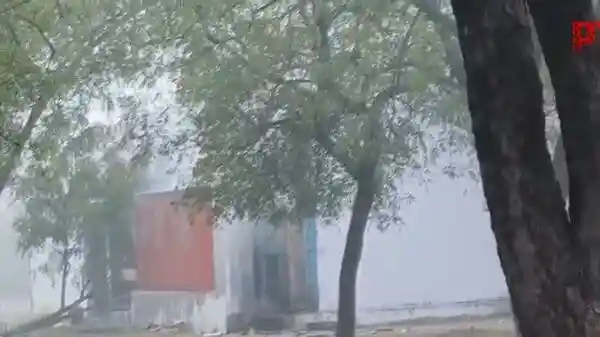 An explosion occurred at a firecracker factory in Sivakasi district of Tamil Nadu on Saturday. Many workers are feared injured in the incident.An explosion occurred at a firecracker factory in Sivakasi district of Tamil Nadu on Saturday. Many workers are feared injured in the incident.More details awaited.