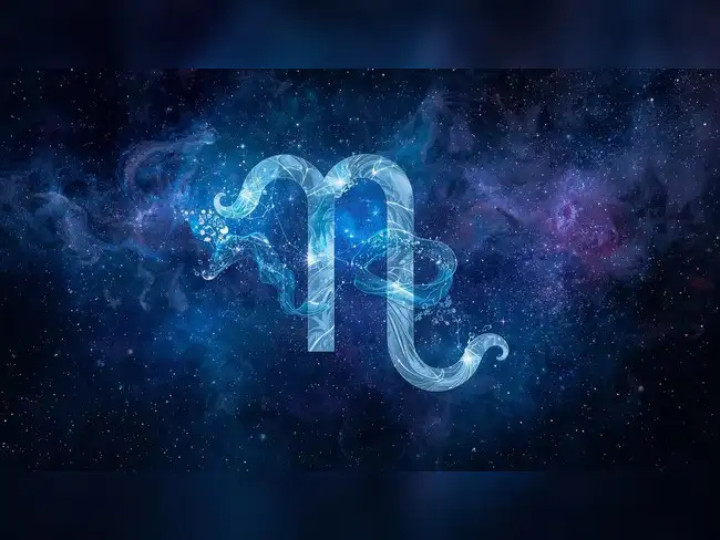 Aquarius Daily Horoscope: With the Moon, Mercury, and Sun in the Virgo sign, careful planning and attention to detail guide your decisions. Mars in the Libra sign encourages teamwork, while Saturn retrograde in Pisces asks for introspection. The balance between practicality and your natural innovation is key today.