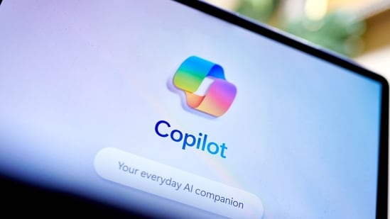 Artificial intelligence is becoming a central part of workplace productivity, and Microsoft's latest update demonstrates how rapidly this integration is unfolding. The company has confirmed that a free version of Copilot Chat will now be included within Word, Excel, PowerPoint, Outlook, and OneNote for Microsoft 365 business subscribers. This addition means that many organisations can now access contextual AI support without purchasing a premium licence.