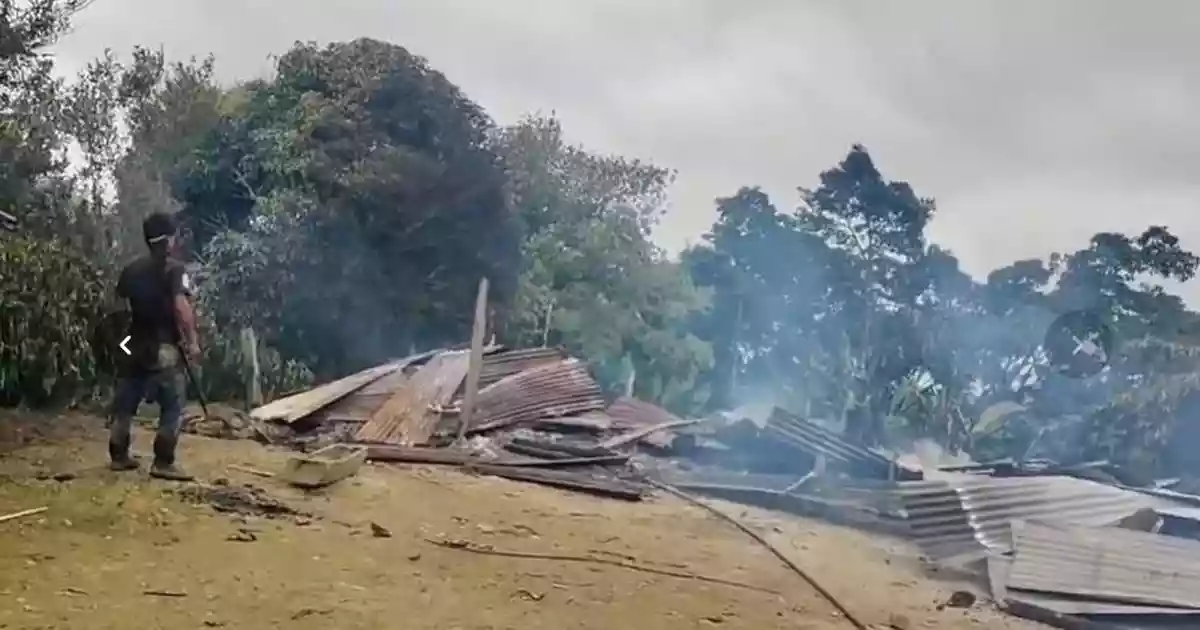 At least 29 houses set on fire in fresh violence along Myanmar border