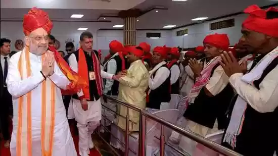 <b>Pune:</b> Union Home Minister Amit Shah is on a visit to Maharashtra's Ahilyanagar district on Sunday to attend a series of events related to the cooperative sector. Maharashtra chief minister Devendra Fadnavis and other state ministers welcomed Shah when he arrived in Shirdi on Saturday evening.