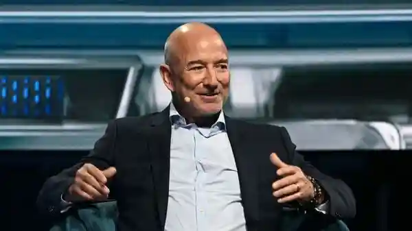 Bezos joins AI race as leader of engineering-focused startup