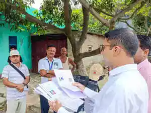 Bihar's final electoral roll will be published on Tuesday. The Election Commission plans to announce the assembly poll schedule next week. EC officials will visit Patna on October 4 and 5 for preparedness review. The first phase of elections may occur after Chhath festival. Observers are being deployed for the state. The current assembly term ends on November 22.