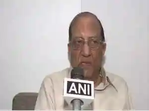 BJP veteran Vijay Kumar Malhotra, 94, and the first president of the Delhi unit, passed away on Tuesday. His demise came a day after the Delhi BJP inaugurated its new permanent office. Malhotra was lauded for his simplicity, public service, and significant contributions to expanding Jan Sangh in Delhi.