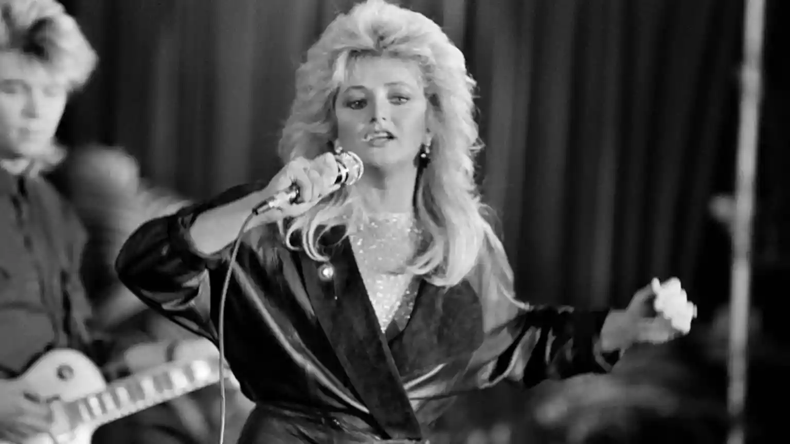 Bonnie Tyler's classic hits 1bn streams - but singer reveals it