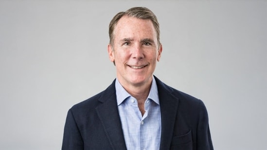 Brian West, CFO for four years, will aid Boeing’s transition after steering finances through post-Covid woes, raising $24B and selling assets worth $10.6B. Boeing announced on Monday that it will be replacing its Chief Financial Officer Brian West with Jesus