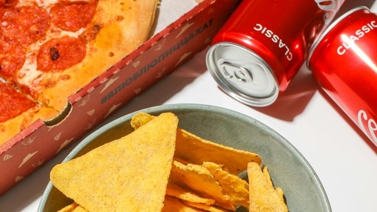 Cases of fatty liver are on the rise, largely fueled by poor dietary habits and processed foods. While the condition can have serious long-term consequences, simple changes to what you eat can significantly reduce fat accumulation in the liver and lower the risk of liver disease.