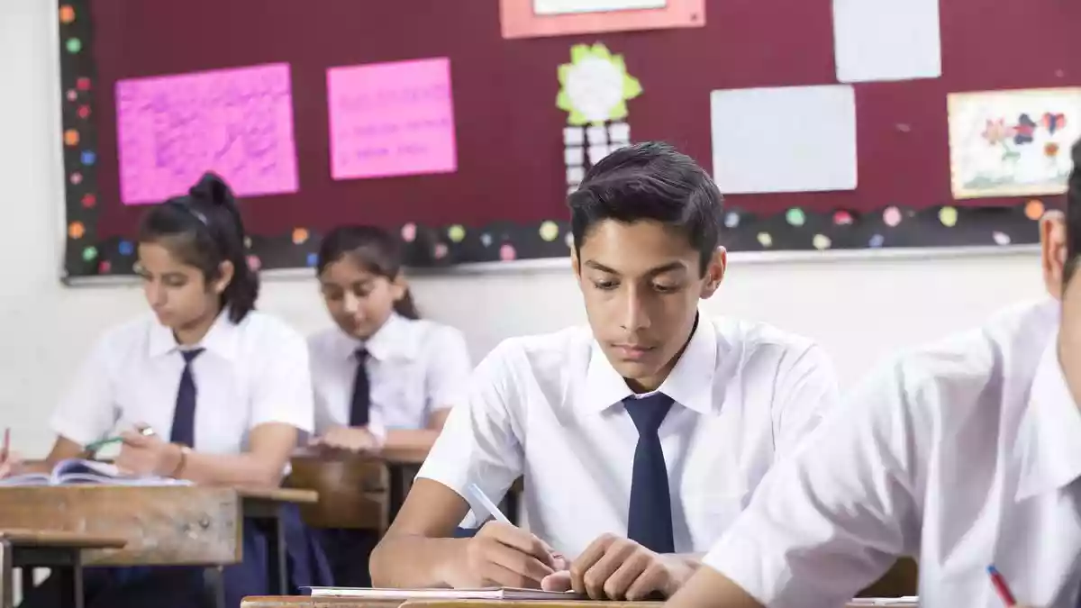 CBSE makes third language mandatory for Class IX from July 1