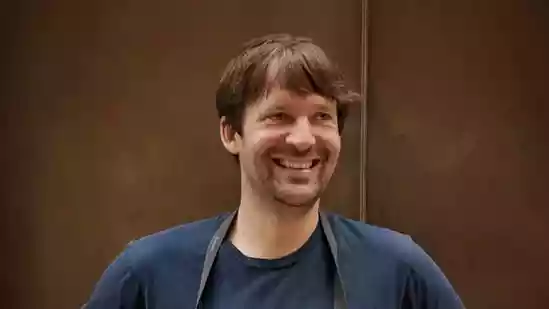 Celebrity chef punched and kicked employees at 3 Michelin star restaurant