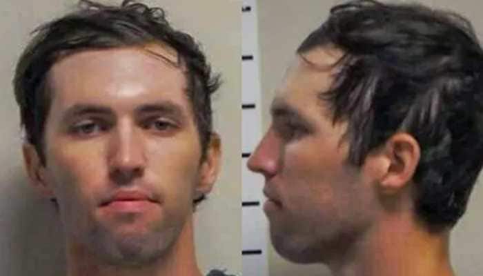 Charlie Kirk Murder Case: According to reports citing investigation progress, Tyler was in a relationship with his trans roommate and the neighbours even saw them kissing. Charlie Kirk Murder Case: In a new twist in Charlie Kirk's murder case, the enforcement authorities and neighbours of the killer, Tyler Robinson, have claimed a 'trans boyfriend' link. According to reports citing investigation progress, Tyler was in a relationship with his trans roommate and the neighbours even saw them kissing.