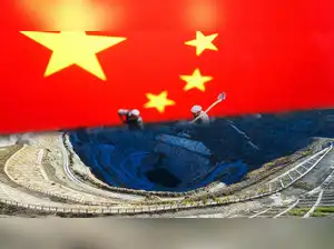 China's rare earth magnet exports surged in August, reaching a seven-month peak after experiencing a dip in April due to export restrictions. Overall shipments increased by 10.2% from July and 15.4% year-on-year, following agreements with the U.S. and Europe to ease export controls. However, exports to the United States specifically saw a decline, falling 4.7% from the previous month.