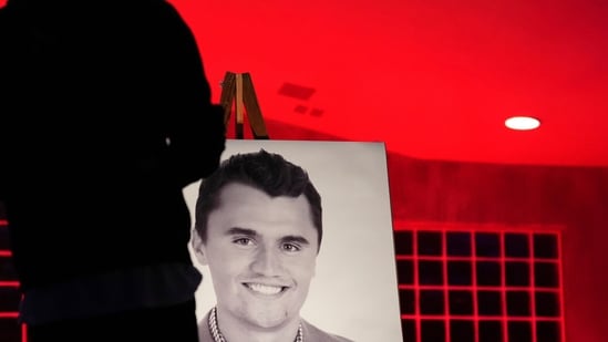 Clues at first only included a palm print, an impression of the shoes sole, and a rifle found in the woods. Anonymous and random tips numbered in the thousands, but eventually the alleged killer of right-wing activist Charlie Kirk was caught because “someone very close turned him in”.