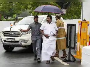 Congress and DMK to begin seat-sharing talks next week