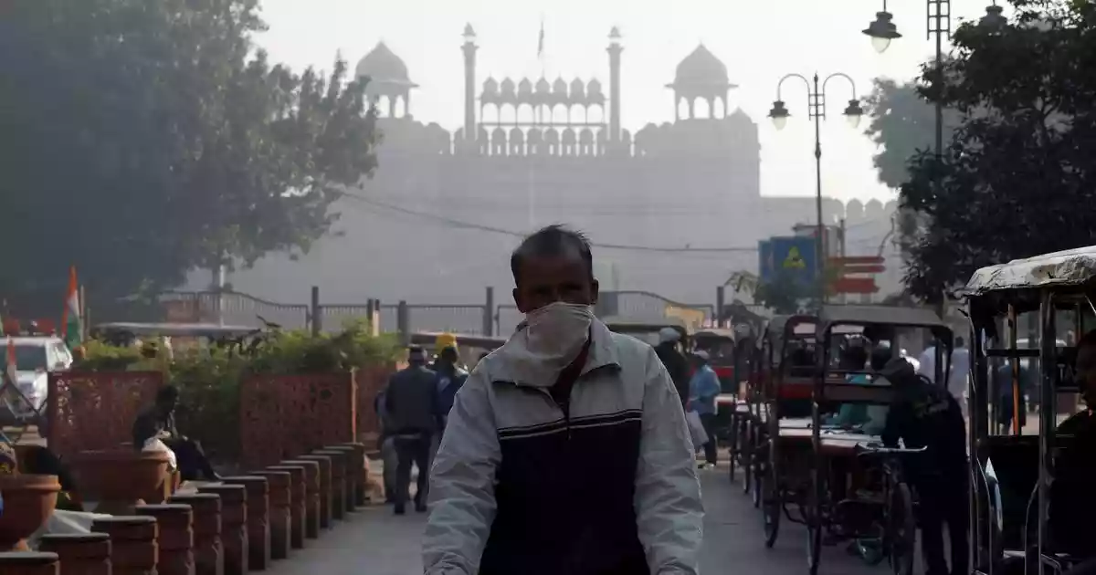 Delhi offices to function with 50% staff