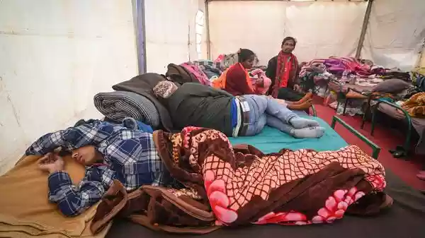 Delhi sees coldest January morning in 2 years as mercury hits 4