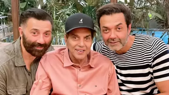 Dharmendra didn't leave ancestral property worth crores to children