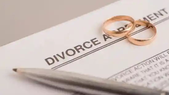 Divorce rates are surging globally. Several issues show up after marriage, which put strain on the relationship, from poor communication to a mismatch in expectations. These unresolved conflicts fester and drive a wedge between the partners, turning resentment into suffocation, cementing the need to separate. Relationship coach Javal Bhatt, in a 9 October Instagram post, shared 15 key pointers about why divorces are increasing.Divorce rates are surging globally. Several issues show up after marriage, which put strain on the relationship, from poor communication to a mismatch in expectations. These unresolved conflicts fester and drive a wedge between the partners, turning resentment into suffocation, cementing the need to separate. Relationship coach Javal Bhatt, in a 9 October Instagram post, shared 15 key pointers about why divorces are increasing.A post shared by Javal Bhatt | Relationship Coach, Motivator, Writer (@jb.writer)When couples who are tying the knot barely know each other, problems may arise after marriage. The relationship coach Javal Bhatt remarked that prospective arranged marriage couples need to meet each other for at least 6 months to 1 year to understand each other.
