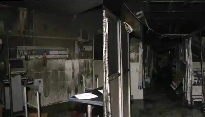 Dr Anurag Dhakad, in charge of the hospital's trauma centre, stated that the fire originated due to a short circuit in the trauma ICU, which then rapidly spread, releasing toxic fumes throughout the ward. A massive fire broke out in the Trauma ICU of Jaipur's Sawai Man Singh (SMS) Hospital late Sunday night, claiming the lives of six patients, hospital officials confirmed in the early hours of Monday.Dr Anurag Dhakad, in charge of the hospital's trauma centre, stated that the fire originated due to a short circuit in the trauma ICU, which then rapidly spread, releasing toxic fumes throughout the ward.A massive fire broke out in the Trauma ICU of Jaipur's Sawai Man Singh (SMS) Hospital late Sunday night, claiming the lives of six patients, hospital officials confirmed in the early hours of Monday.Dr Anurag Dhakad, in charge of the hospital's trauma centre, stated that the fire originated due to a short circuit in the trauma ICU, which then rapidly spread, releasing toxic fumes throughout the ward.