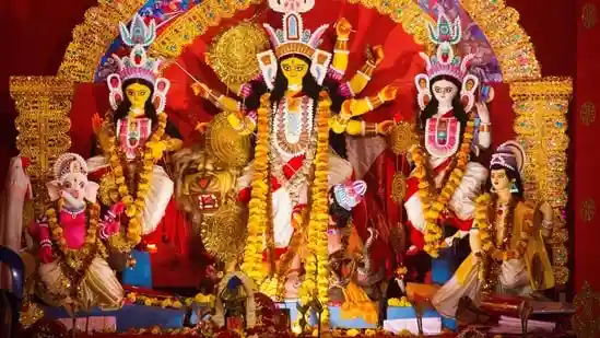 Durga Puja 2025: Durga Puja celebrates the homecoming of Ma Durga to Earth, along with her children. Unlike Navratri, where devotees observe a day-long fast for the Goddess, Durga Puja celebration has a different meaning, which puts the elaborate feasting or the ‘mahabhoj' (grand feast) in context.