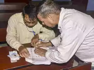 Election Commission starts Bengal draft rolls publication work