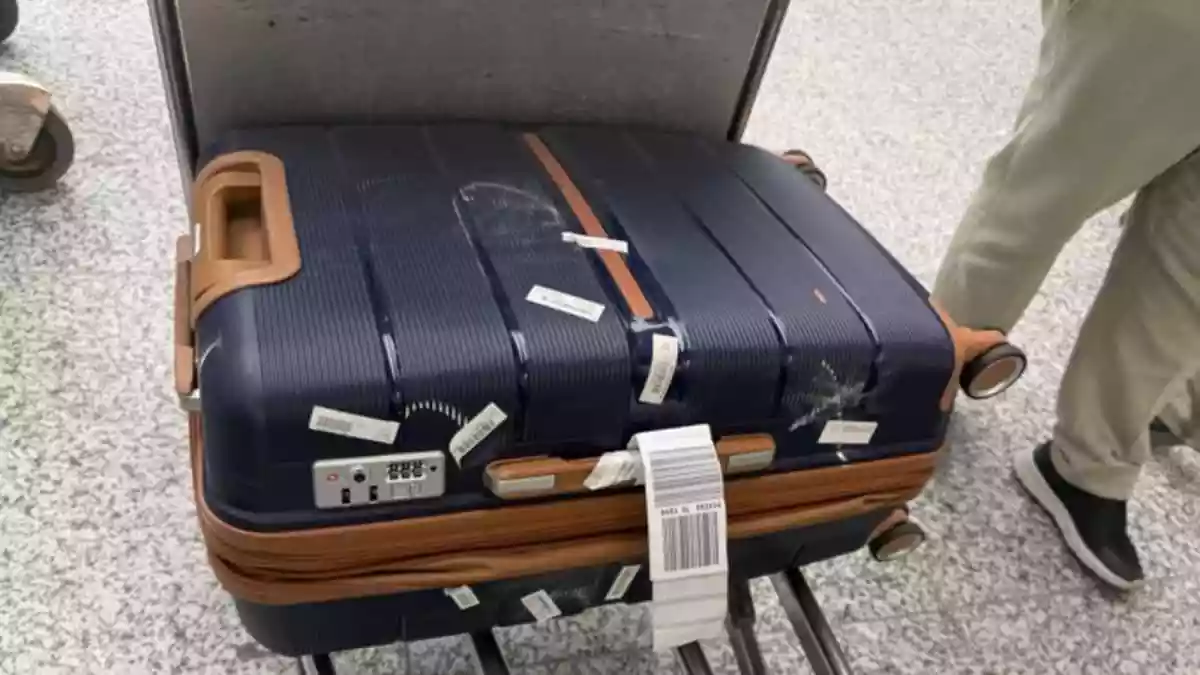 Ever Spotted Chalk Marks On Your Airport Luggage