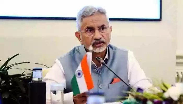 Expanding on India's global positioning, Dr S Jaishankar said that the world was witnessing 'more competition and less compacts', with 'the needle shifting towards an intersection of interests and away from the promise of cooperation.' External Affairs Minister Dr S Jaishankar on Monday defended India's decision to maintain strategic autonomy. Addressing the inaugural Aravalli Summit at Jawaharlal Nehru University (JNU), marking the 70th anniversary of the School of International Studies (SIS), Jaishankar said that India did not ally with anybody even it was much weaker and today, there is 'absolutely no reason to do it'. He said that the behaviour of some countries has made the case for strategic autonomy stronger for India.Expanding on India's global positioning, Dr S Jaishankar said that the world was witnessing 'more competition and less compacts', with 'the needle shifting towards an intersection of interests and away from the promise of cooperation.'External Affairs Minister Dr S Jaishankar on Monday defended India's decision to maintain strategic autonomy. Addressing the inaugural Aravalli Summit at Jawaharlal Nehru University (JNU), marking the 70th anniversary of the School of International Studies (SIS), Jaishankar said that India did not ally with anybody even it was much weaker and today, there is 'absolutely no reason to do it'. He said that the behaviour of some countries has made the case for strategic autonomy stronger for India.