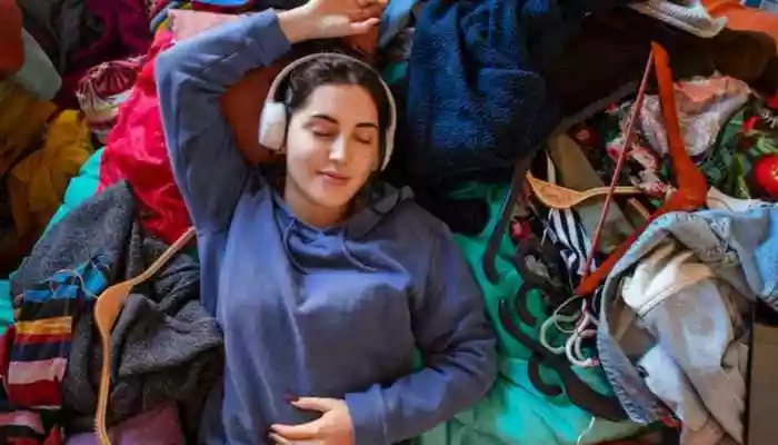 Fast Fashion vs Fast Tech