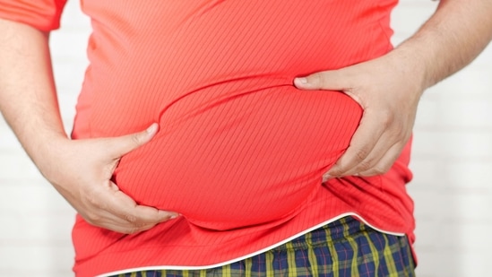Feel bloated all the time? Doctors reveal the causes that could be messing with your gut and suggest helpful fixes. Feeling bloated or gassy is a frequent cause for complaint and many people think they have overdone it on a meal or suspect they have a touch of indigestion. While these are common suspects —particularly in those that eat a high amount of beans, lentils, cabbage, broccoli, cauliflower, sprouts or dairy —we have to consider a wider and sometimes more serious scope of reasons why you are feeling these symptoms.