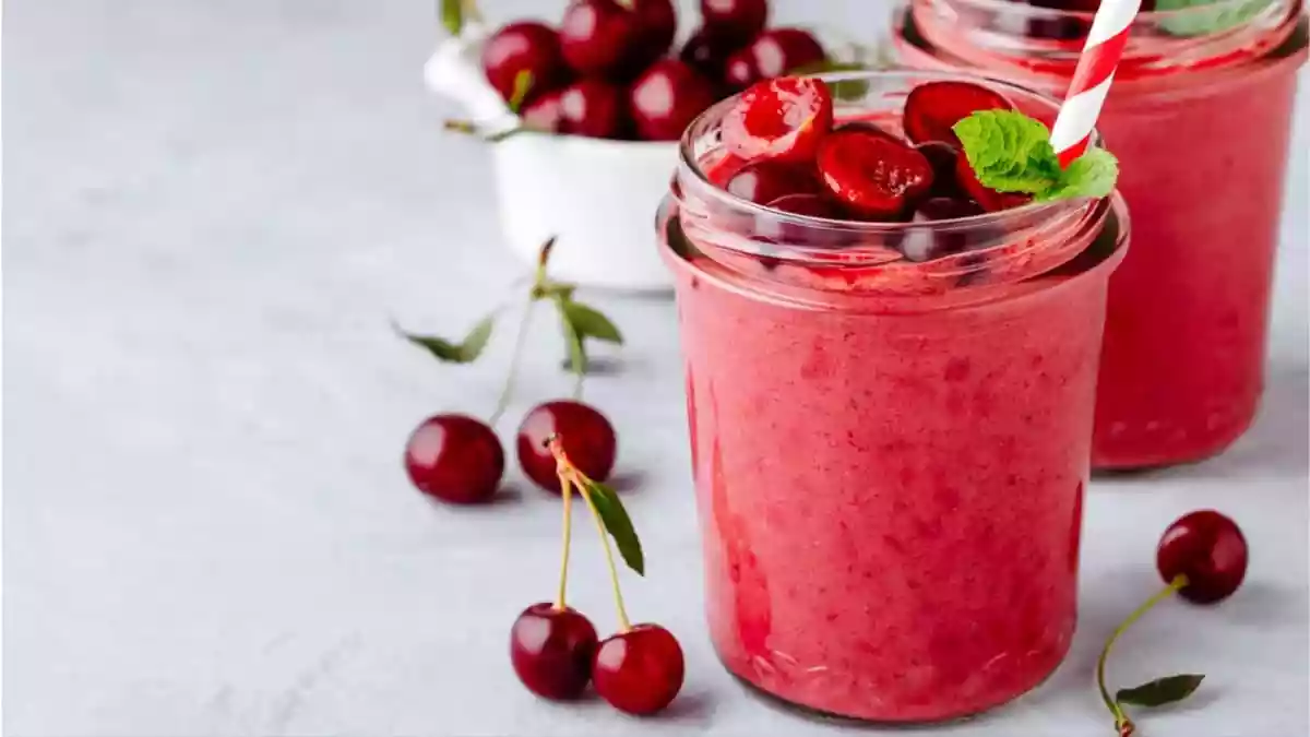 Festive Drinks Get A Tangy Makeover With Vibrant Cranberries