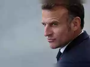 Following Prime Minister Sebastien Lecornu's abrupt resignation, President Emmanuel Macron faces a political crossroads with dwindling, hazardous options. Analysts suggest potential paths include reappointing Lecornu, appointing a new prime minister, calling early elections, or even resignation, each carrying significant risks for France's stability and international standing.Following Prime Minister Sebastien Lecornu's abrupt resignation, President Emmanuel Macron faces a political crossroads with dwindling, hazardous options. Analysts suggest potential paths include reappointing Lecornu, appointing a new prime minister, calling early elections, or even resignation, each carrying significant risks for France's stability and international standing.Shortly after French Prime Minister Sebastien Lecornu resigned after less than a month in the job, President Emmanuel Macron was filmed walking by the River Seine in Paris deep in phone conversation with only his security detail at a discreet distance.<br><br>Whom Macron was speaking to and what he was discussing remains unclear. But the image symbolised the political solitude of the president as he faces a dwindling array of options, all of them hazardous.<br><br>What will Macron, who must step down as president in 2027 after serving the maximum two mandates, do next?<br><br>Here are four options evoked by analysts. None offer a quick solution.<br><br>- Reappoint Lecornu -<br><br>Macron appears to have given himself this option after Bruno Le Maire, a loyal former finance minister whose appointment as defence minister triggered the crisis, said he would withdraw from the government.<br><br>The Elysee then announced Lecornu was being given two days to put together an action plan, with the premier saying he would hold