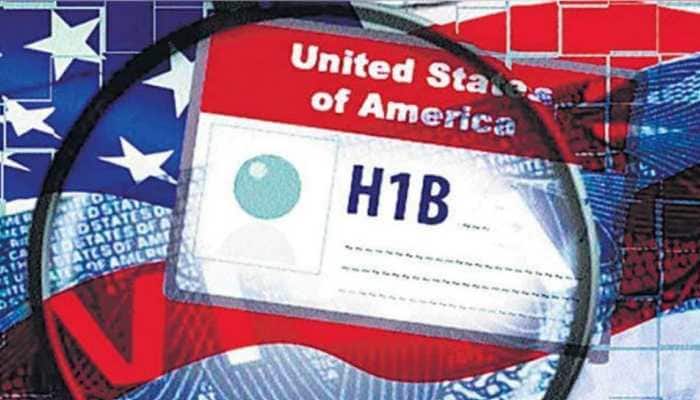 For thousands of Indian students in the United States, the dream job hinges on one key step – securing the H-1B visa. Here are five strategies to make it happen. <strong>New Delhi:</strong> Every year, thousands of Indian students pack their bags for the United States with dreams of becoming successful professionals. Admission to a top university and securing a degree is often seen as the first step. The real challenge begins after graduation. For most Indian students, the ultimate goal is to get an H-1B work visa. This visa opens the door to six years of employment in America.