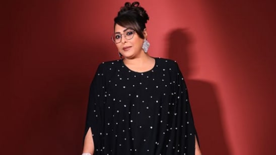 Geeta Kapur expressed her disappointment about people faking the craft on social media and still getting cast because of followers. Choreographer Geeta Kapur, who has helmed the choreography for several popular films including Heyy Babyy, Saathiya, Duplicate, Tees Maar Khan and more, recently expressed her disappointment in an interview with Hindi Rush over the growing trend of casting actors in films based on their social media following. (Also Read: Geeta Kapur admits some parts of reality shows are scripted: ‘Everyone enjoys peeking into others’ lives’)