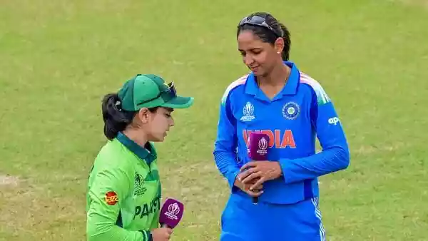 Harmanpreet Kaur followed Suryakumar Yadav as the Indian captain maintained BCCI's no handshake policy against Pakistan in international cricket, the latest of which came on Sunday at the R Premadasa Stadium in Colombo in the ongoing ICC Women's World Cup 2025. At the coin toss, Harmanpreet didn't acknowledge her Pakistan counterpart Fatima Sana as the Indian captain walked straight to Mel Jones for a customary chat.Harmanpreet Kaur followed Suryakumar Yadav as the Indian captain maintained BCCI's no handshake policy against Pakistan in international cricket, the latest of which came on Sunday at the R Premadasa Stadium in Colombo in the ongoing ICC Women's World Cup 2025. At the coin toss, Harmanpreet didn't acknowledge her Pakistan counterpart Fatima Sana as the Indian captain walked straight to Mel Jones for a customary chat.Harmanpreet's no handshake act came after men's T20I skipper Suyrakumar Yadav maintained the same in all the three matches at the Asia Cup 2025 recently in Dubai, due to the strained political relations between the two countries currently.