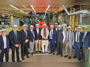 Haryana's Chief Minister Nayab Saini announced two MoUs to boost the state's industrial sector. Daikin will establish a new R&D center with a Rs 1,000 crore investment. Kubota Corporation will invest Rs 2,000 crore in agricultural equipment manufacturing in partnership with Escorts. These initiatives will create jobs and bring new technologies to Haryana.Haryana's Chief Minister Nayab Saini announced two MoUs to boost the state's industrial sector. Daikin will establish a new R&D center with a Rs 1,000 crore investment. Kubota Corporation will invest Rs 2,000 crore in agricultural equipment manufacturing in partnership with Escorts. These initiatives will create jobs and bring new technologies to Haryana.Nayab Saini, Chief Minister Of Haryana, on Wednesday announced that the state government has signed two MoUs to boost state's industrial sector with an investment of Rs 3,000 crore. <br><br>The first agreement is signed with Daikin in Osaka to establish a new Research and Development (R&D) center in Haryana, with an investment of Rs 1,000 crore. Secondly, Kubota Corporation has announced an investment of Rs 2,000 crore in partnership with Escorts under technical collaboration in the agricultural equipment manufacturing sector in Haryana.<br><br>