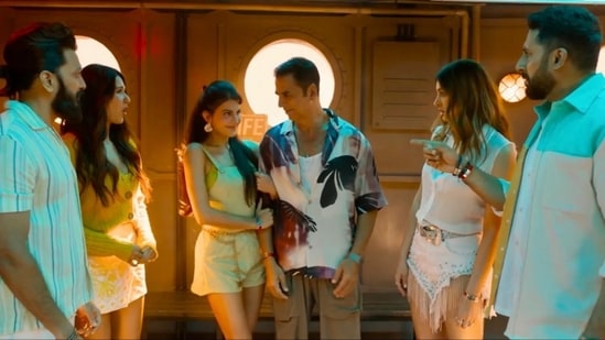 Housefull 5 box office collection day 5: Akshay Kumar's madcap comedy with two different endings has been doing well at the box office. Housefull box office collection day 5: Tarun Mansukhani’s star-studded film Housefull 5, starring Akshay Kumar, Nargis Fakhri, Abhishek Bachchan, Jacqueline Fernandez, Riteish Deshmukh, and Soundarya Sharma, released in theatres on Friday. After a solid start, the film entered the ₹100 crore club within four days of release in India. As per the latest update on Sacnilk.com, the film has now crossed ₹110 crore. (Also read: Housefull 5A and 5B difference explained: Why the Akshay Kumar film has two versions and which one should you watch)