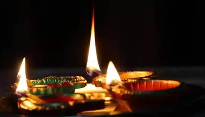 How Many Diyas Are Used in Diwali