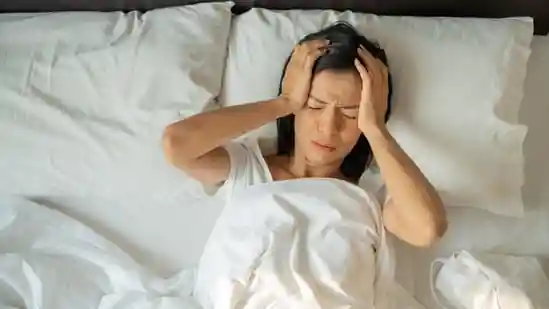 If you frequently struggle with gut problems like acidity, bloating, and constipation, the causes are sometimes not just diet. Sleep is commonly overlooked, but it is also linked to gut health. So, the effects of poor sleep are not limited to morning grogginess or impaired focus; bowel movements can also take a hit.