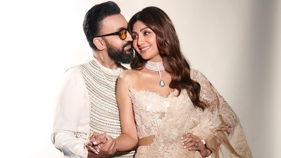 In a candid conversation on Farah Khan's latest YouTube vlog, businessman and actor Raj Kundra opened up about his love story with wife Shilpa Shetty. Raj revealed that it was love at first sight when he saw Shilpa. However, his father initially wasn't too thrilled about his son dating an actor. Sharing the family's first impression, Raj said, “My father said, ‘Arre yaar, kya actresses ke saath lag gaya hai? Daru piti hai, cigarette piti hai. (What are you doing with an actress? They drink alcohol, they smoke cigarettes).” But Raj encouraged him to meet Shilpa before making any assumptions.