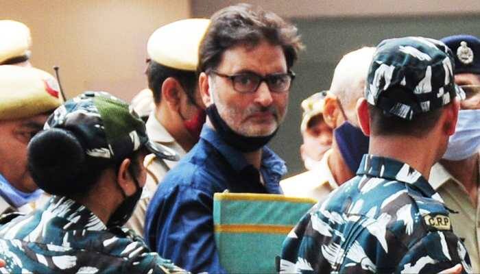 In a new affidavit, jailed separatist Yasin Malik claims he held secret talks with RSS leaders and former Prime Ministers Vajpayee and Manmohan Singh. Yasin Malik, who is serving a life term in Tihar Jail, has made new allegations in an affidavit filed before the Delhi High Court on August 25. The affidavit, first quoted by Hindustan Times and seen by NDTV, lists his claimed meetings with former prime ministers, Union ministers, foreign envoys, and top Intelligence Bureau (IB) officials during peace initiatives in Jammu and Kashmir.