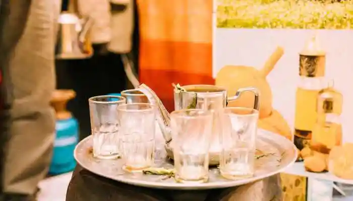 In the video, the US woman said that while she was at the tea stall, a person whom she described as the ‘beggar' came by and took a chai for free, and the same thing happened twice. A US woman visiting India shared her experience at a local tea stall that left her ‘shocked'. While at a small tea stall, she saw the ‘chaiwala' giving away free tea to a ‘beggar'. This simple act of kindness caught her off guard and quickly became a viral story that she shared on Instagram.In the video, the US woman said that while she was at the tea stall, a person whom she described as the ‘beggar' came by and took a chai for free, and the same thing happened twice. A US woman visiting India shared her experience at a local tea stall that left her ‘shocked'. While at a small tea stall, she saw the ‘chaiwala' giving away free tea to a ‘beggar'. This simple act of kindness caught her off guard and quickly became a viral story that she shared on Instagram.The woman shared the video with the caption, “Imagine if Starbucks just started giving out free coffee to homeless people in the US....”