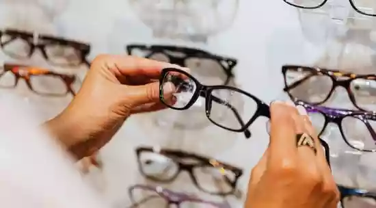 Indian mom refuses to buy ₹1 lakh glasses — until son reveals his ₹5 lakh income