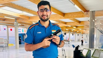 Indian shooter Anish Bhanwala secured the silver medal in the men's 25m Rapid Fire Pistol event at the Asian Shooting Championships in Shymkent, Kazakhstan on Wednesday. The 22-year-old Anish scored a total of 35, just one point behind the gold medal winner, China's Su Lianbofan. The bronze medal was claimed by Korea's Lee Jaekyoon.