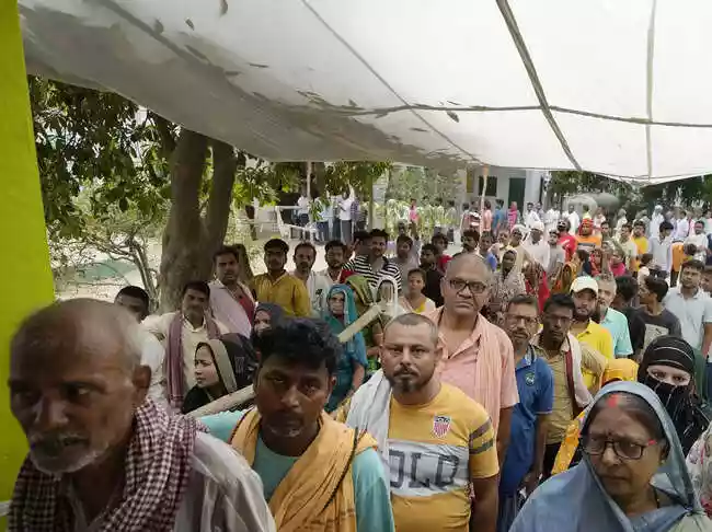 Initial trends show Congress leading Telangana civic polls